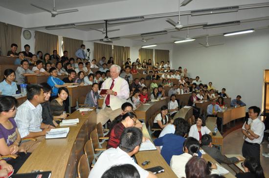 л����Ժ���Ӵ������������ʿ������