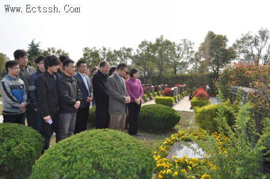 ������ѧԺ����ʦ��Ϊ��ҫ��������ɨĹ