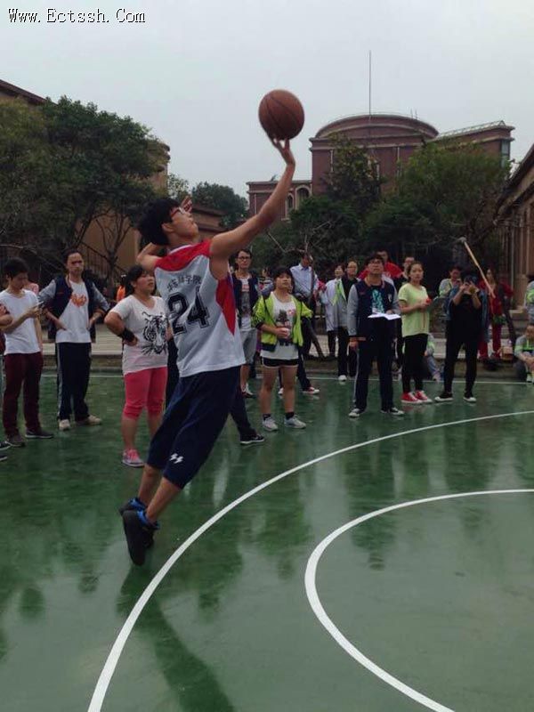 ������ѧԺ���е�29���˶���