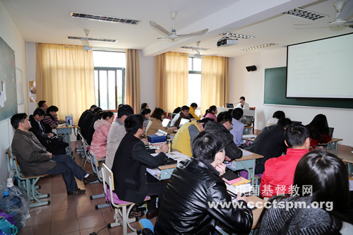 �й���������������鸰������ѧԺ����